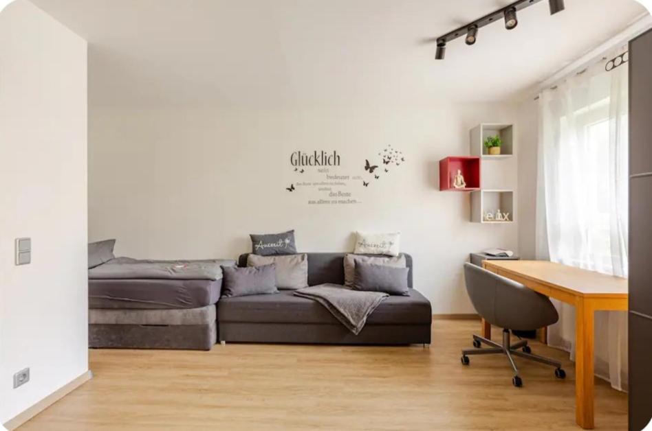 Moderne Einraumwohnung In Leipzig Mit Netflix Zugang ภายนอก รูปภาพ
